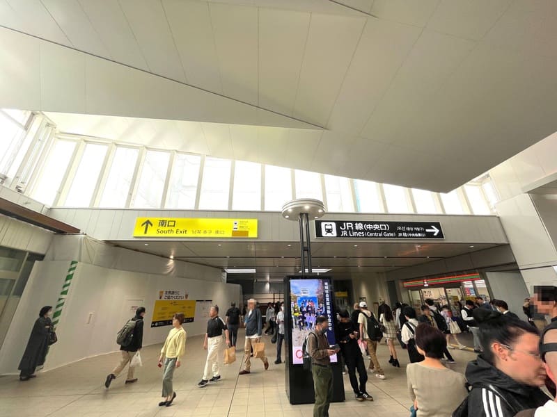 JR広島駅の新幹線改札から路面電車乗り場までのルート4