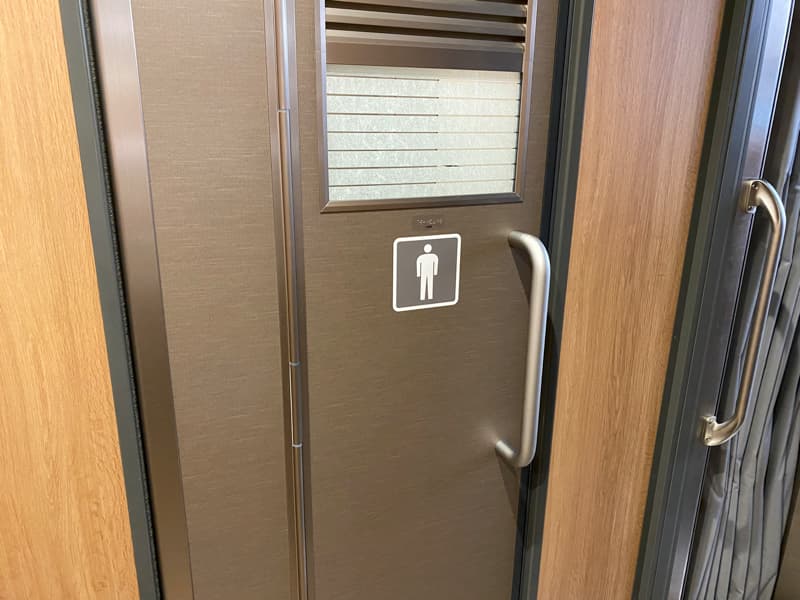 特急南紀の男性トイレ