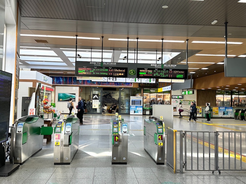 長野駅　新幹線のりかえ口