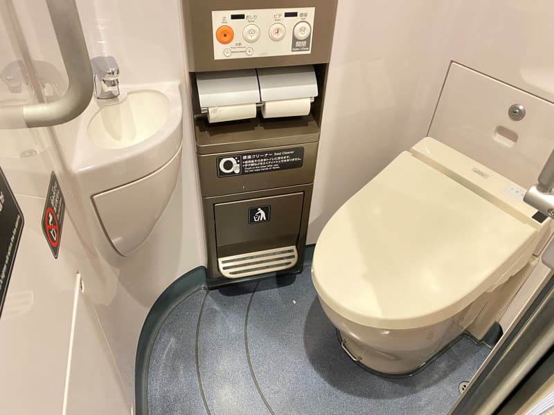 西九州新幹線のトイレ