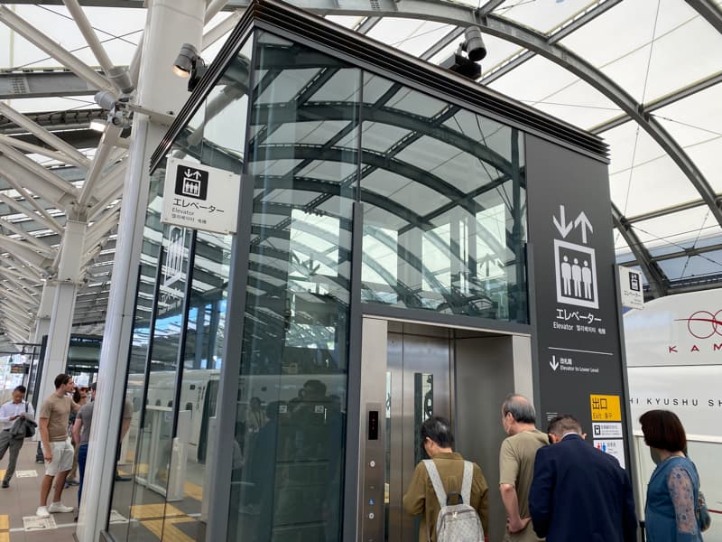 西九州新幹線長崎駅のエレベーター